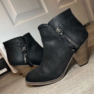 Kori Black Ankle Bootie by MIA. Size 8